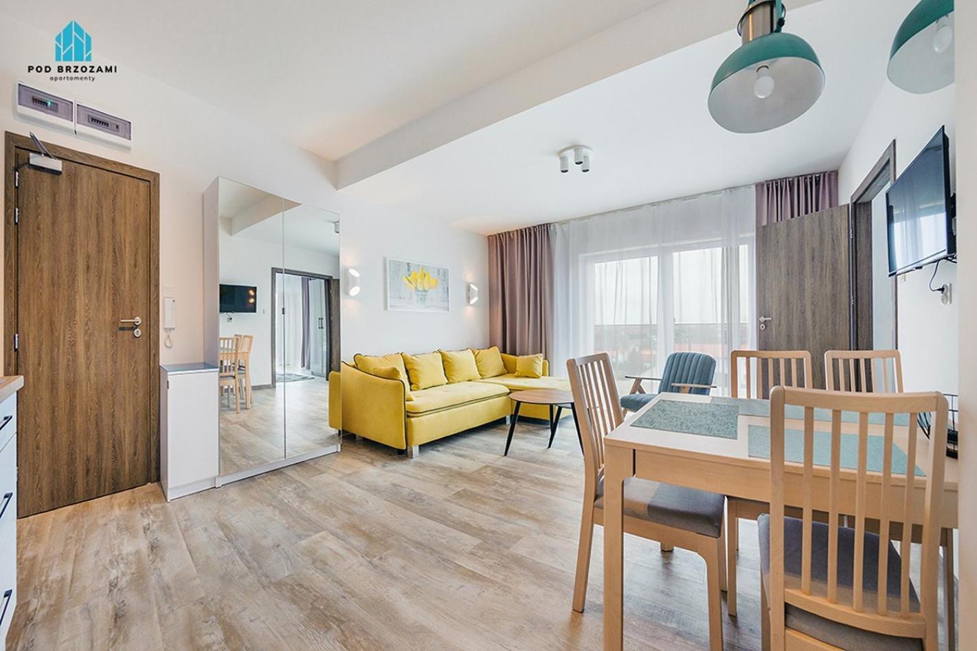 Pod Brzozami Apartamenty 5 Morz อุสตรอเนียมอร์สเกีย ภายนอก รูปภาพ