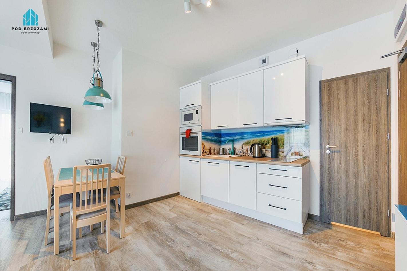 Pod Brzozami Apartamenty 5 Morz อุสตรอเนียมอร์สเกีย ภายนอก รูปภาพ
